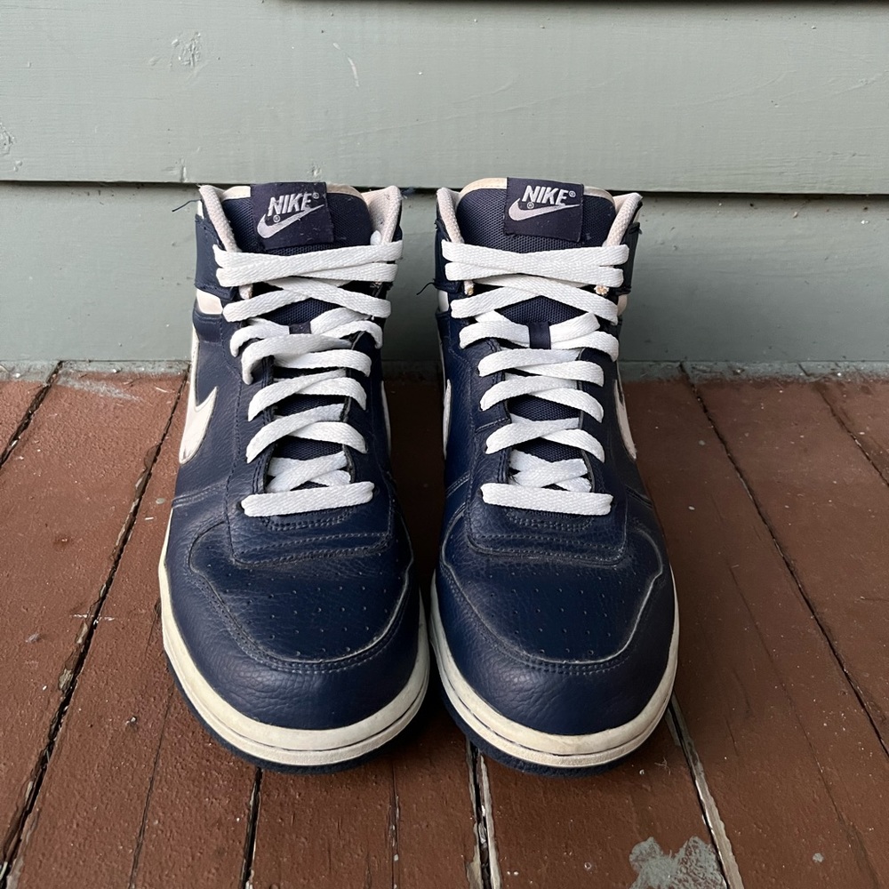 “BIG NIKE” NIKE HIGHTOP SNEAKERS - Picture 7 of 7